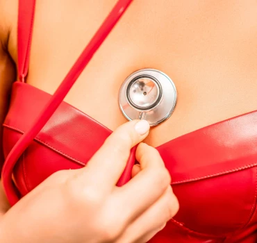 Die scharfe Krankenschwester ist nicht nur blutdrucksteigernd, Artikelbild