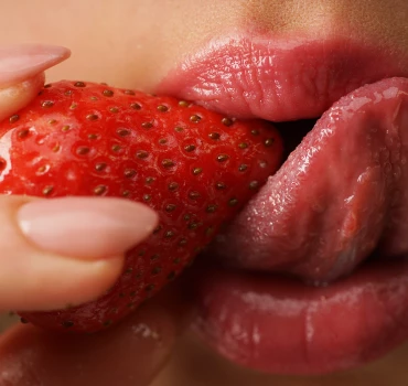 Die sommerlich-eiweißhaltige Dessertempfehlung? Erdbeeren mit Sahne!, Artikelbild