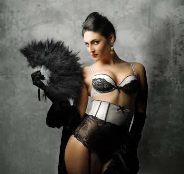 Striptease beim Camsex – Warum Live-Stripshows so beliebt sind, Artikelbild